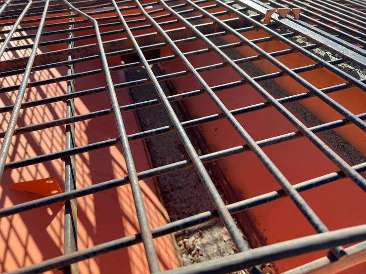 swenson-10'-sand/salt-spreader-image-5