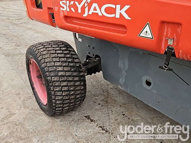 2016-skyjack-sj40t-image-9