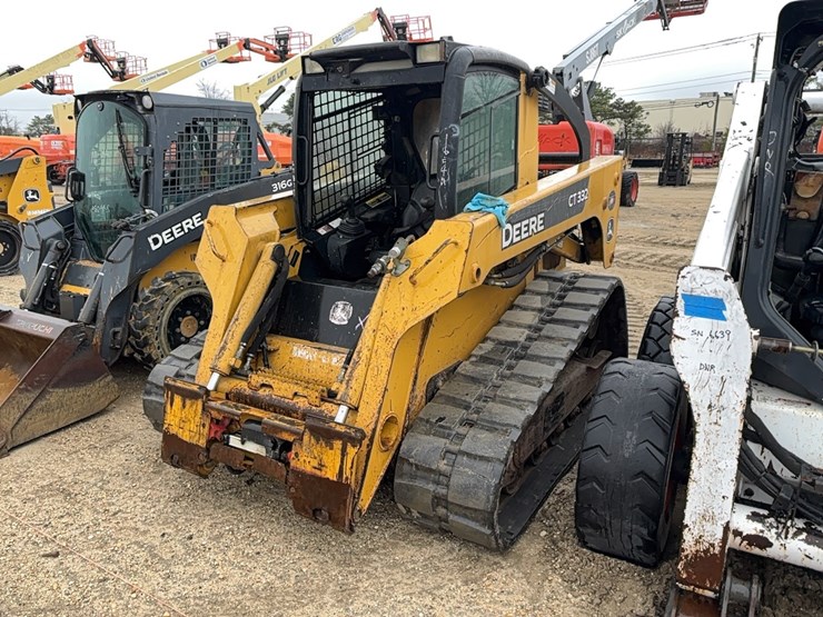 deere-ct332-image-1