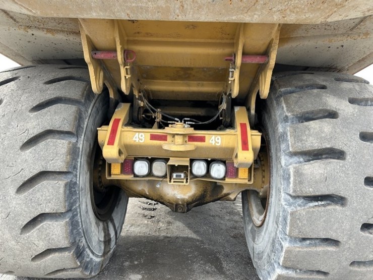 2009-caterpillar-ad55b-image-36