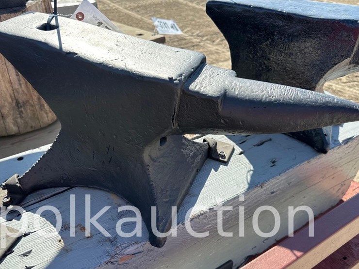 1724---21"-x-4"-anvil---from-the-harlan-beer-estate-image-1