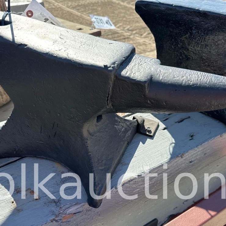 1724 - 21" x 4" ANVIL - FROM THE HARLAN BEER ESTATE