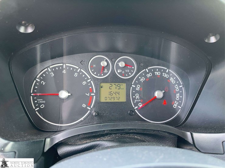 2012-ford-transit-connect-image-15