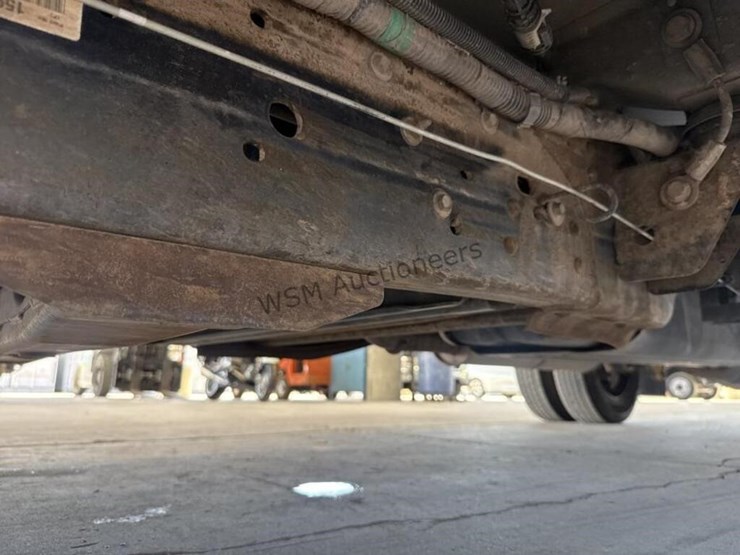 2008-chevrolet-silverado-3500hd-image-25