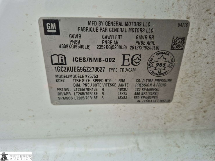 2016-chevrolet-silverado-2500hd-image-11