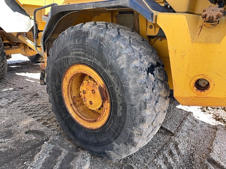 deere-300d-ii-image-12