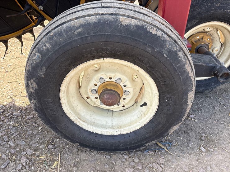 darf-1017-fd-wheel-rake--1-owner-image-37