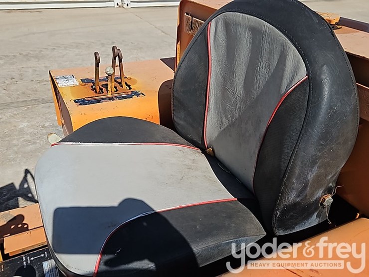 ditch-witch-3210-image-22