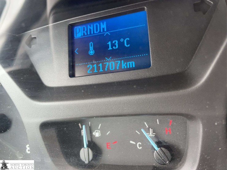 2015-ford-transit-image-15