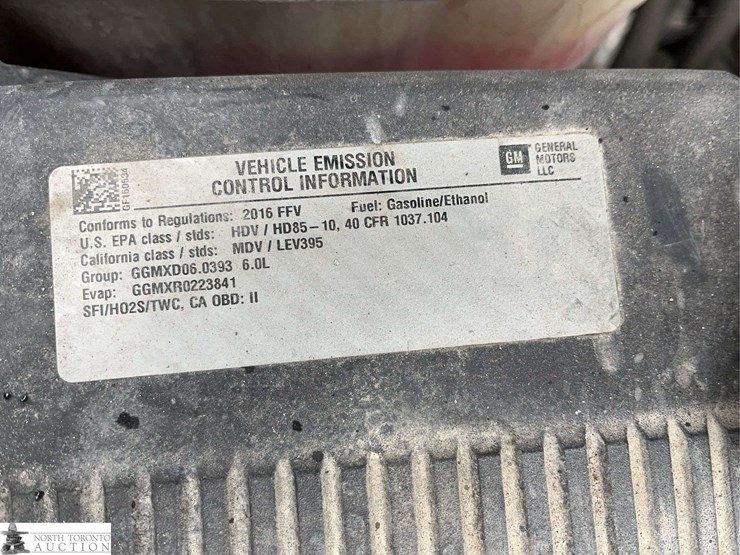 2016-chevrolet-silverado-2500hd-image-11