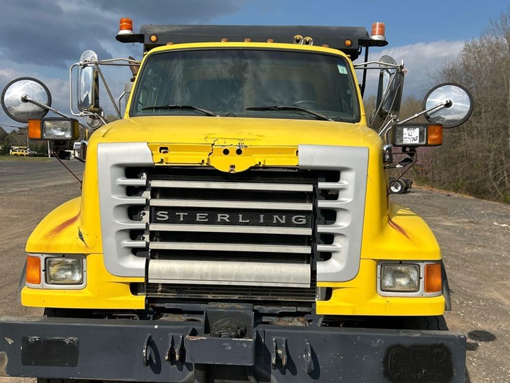 2007-sterling-l9500-image-5