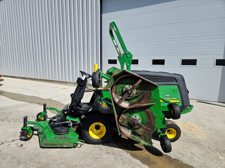 john-deere-1600-turbo-image-2