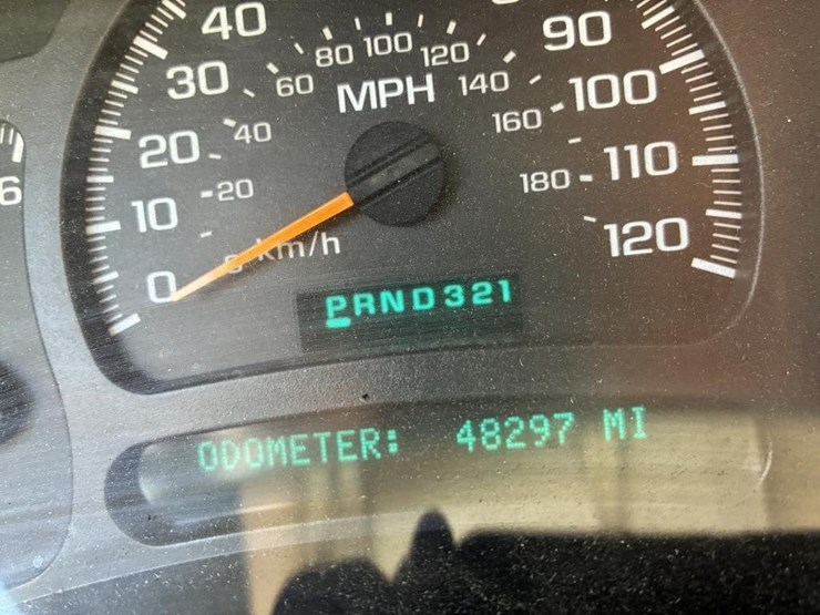 2003-chevrolet-silverado-3500-image-15