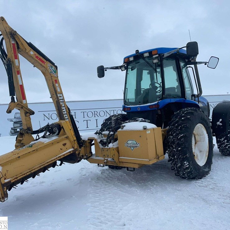 2013 NEW HOLLAND TV6070