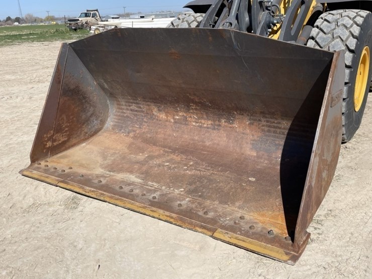 2023-volvo-l70h-image-14