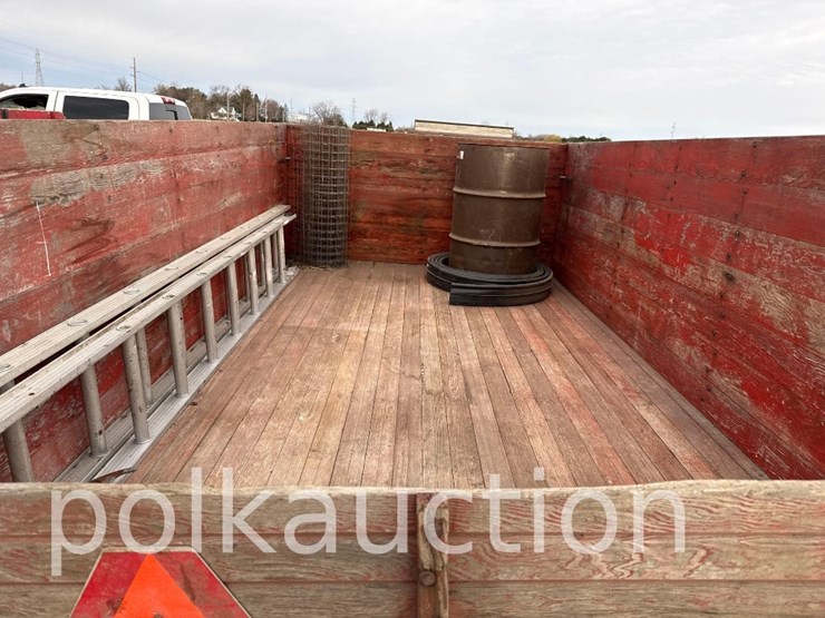 2212---wagon---12'-x-7'-(tax)---from-the-larry-polk-estate-image-7