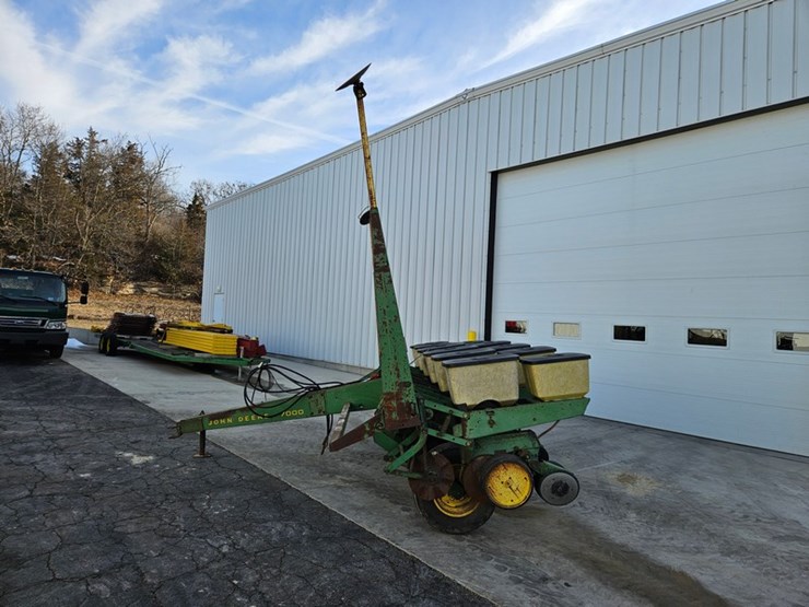 john-deere-7000-image-2