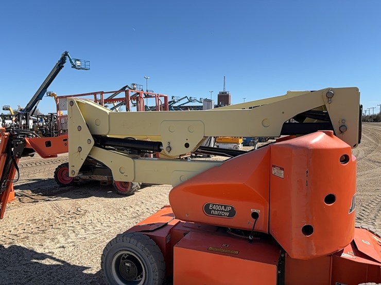 jlg-e400ajp-image-6