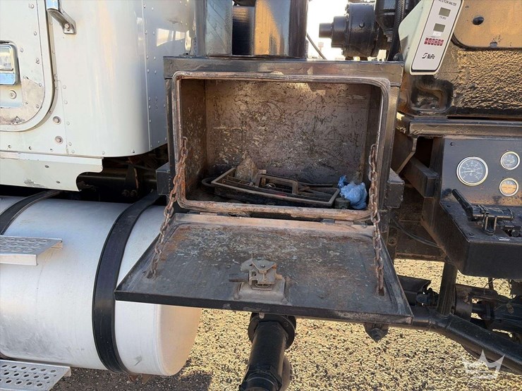 2005-international-5900i-t/a-gardner-denver-kill-truck-image-21