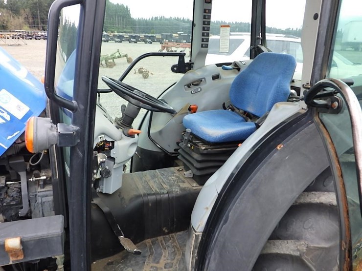 new-holland-t4060f-image-29