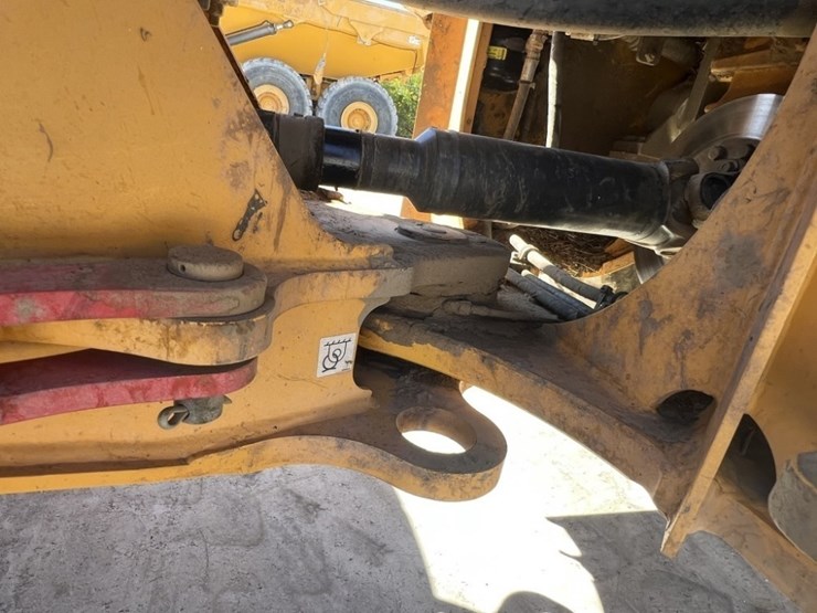 2022-volvo-l90h-image-19