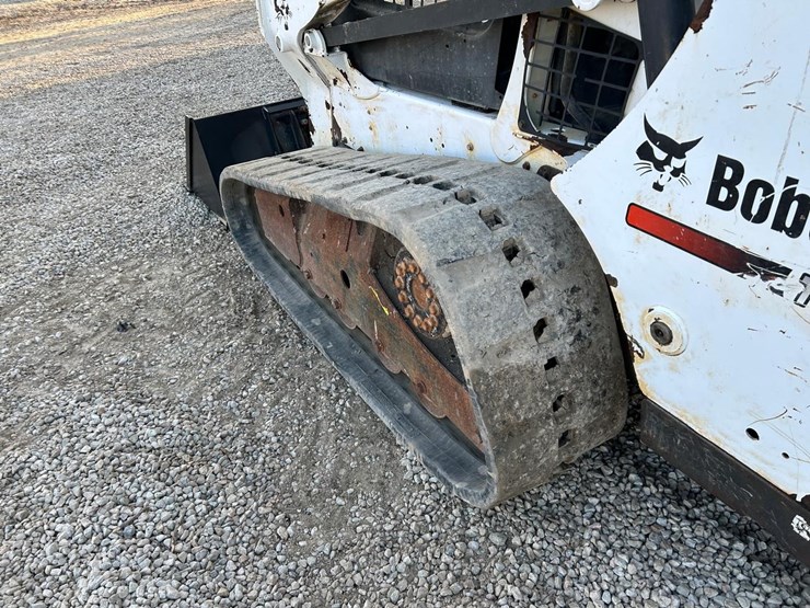 2015-bobcat-t590-image-16