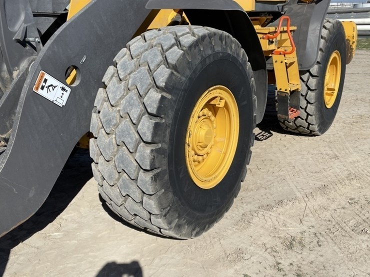 2023-volvo-l70h-image-9