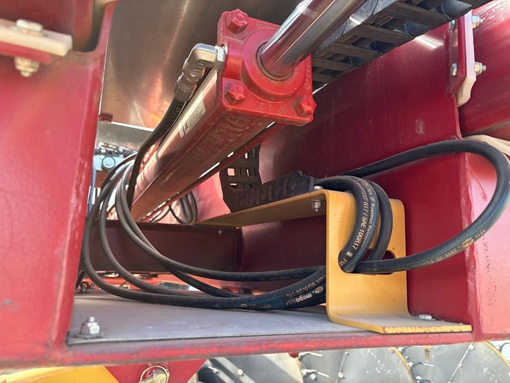 darf-1017-fd-wheel-rake--1-owner-image-27