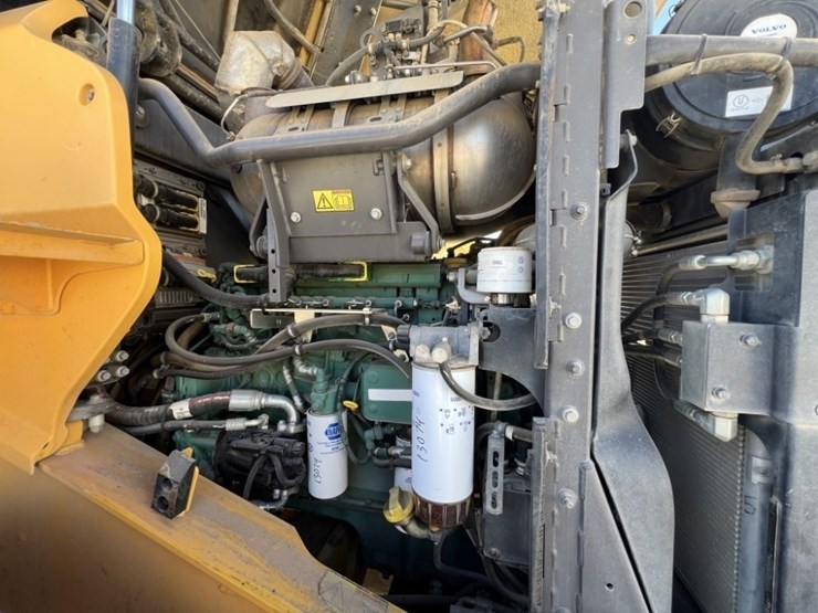 2020-volvo-l70h-image-41