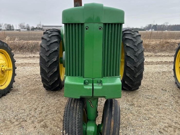 john-deere-70-image-2