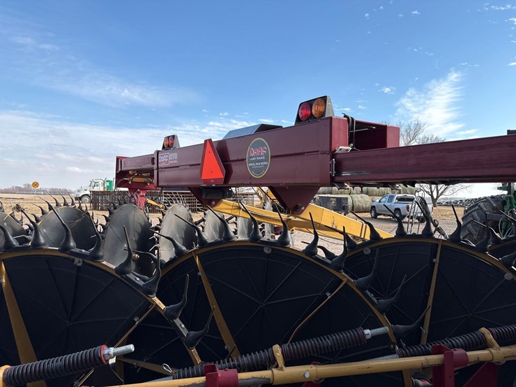 darf-1017-fd-wheel-rake--1-owner-image-16