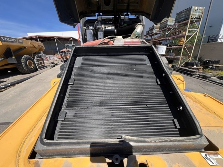 volvo-sd115b-image-27