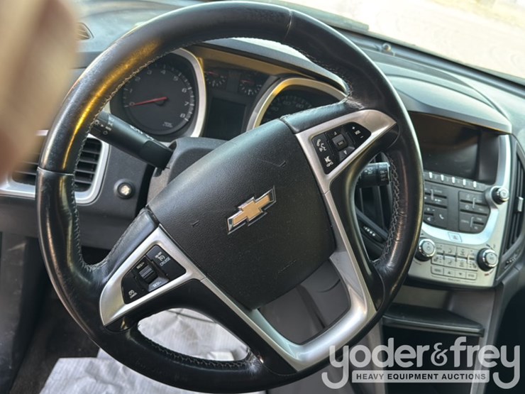 2017-chevrolet-equinox-image-17