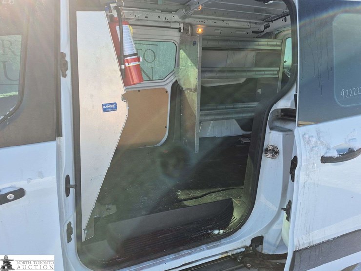 2014-ford-transit-connect-image-21