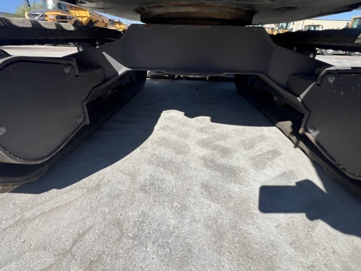 2022-volvo-ecr25d-image-19