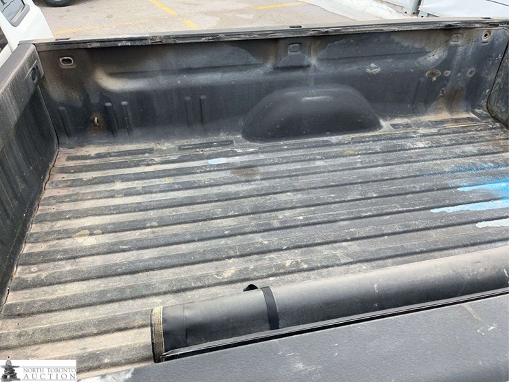 2011-gmc-sierra-1500-image-25