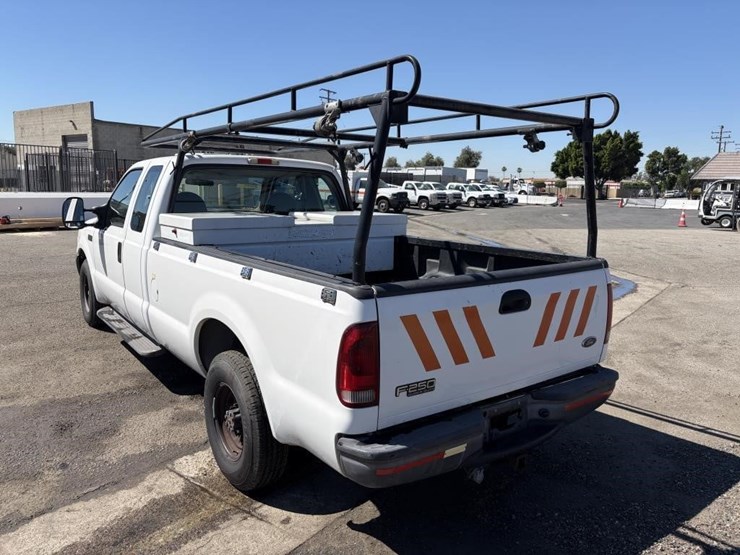 2004-ford-f250-sd-image-4