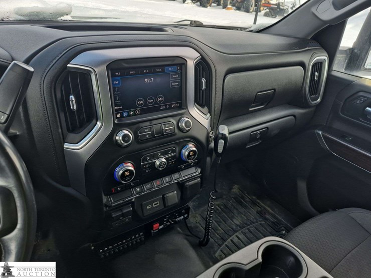 2020-gmc-sierra-2500hd-image-16