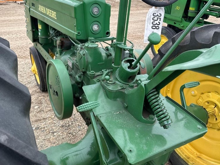 john-deere-h-image-8