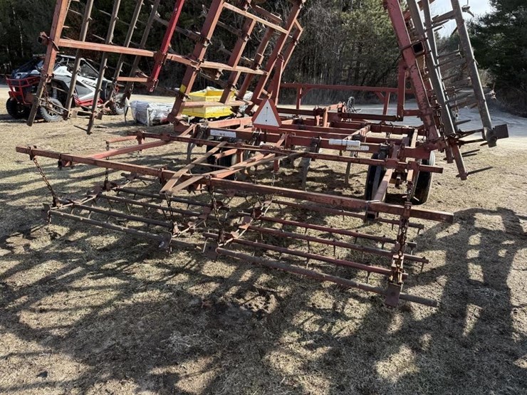 kewanee-24'-field-cultivator-with-drag-image-11