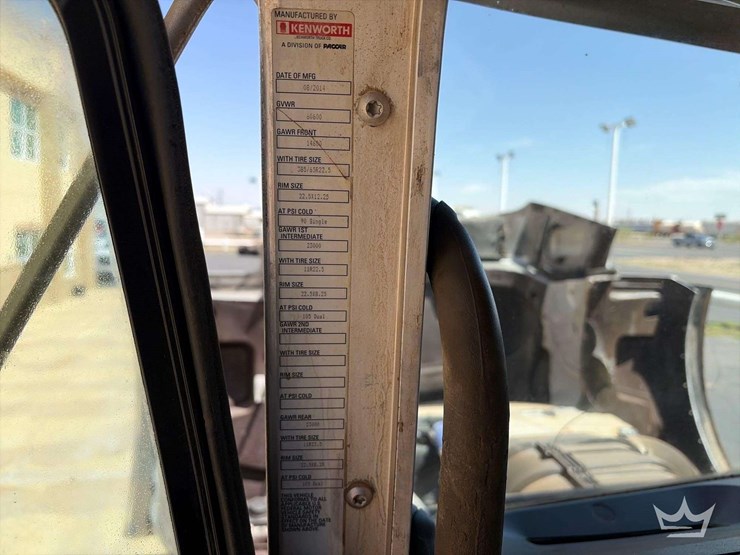 2015-kenworth-t800-t/a-wet-kit-sleeper-cab-truck-tractor-image-6