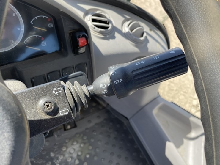 2023-volvo-l70h-image-46