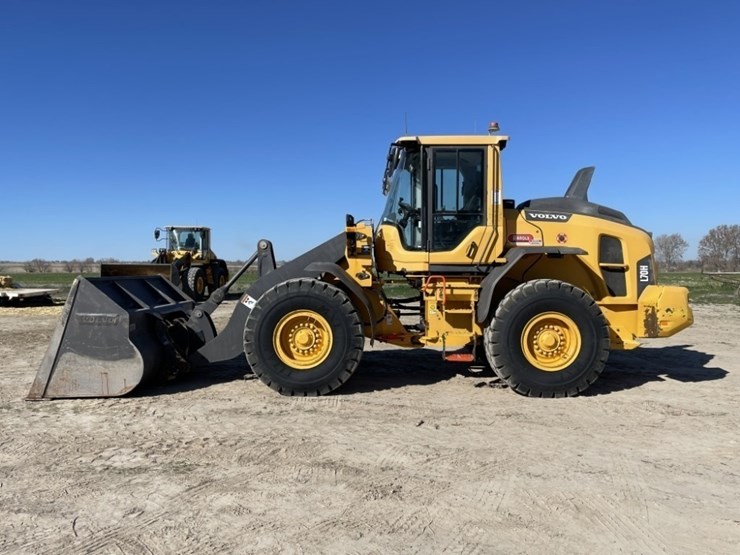 2023-volvo-l70h-image-2