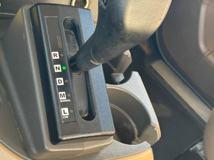 2015-kenworth-t880-image-17