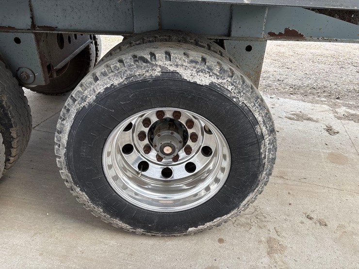 2015-smithco-side-dump-image-23