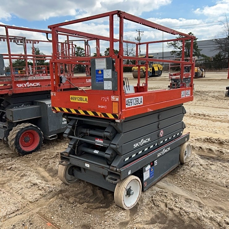 2017 SKYJACK SJIII4632