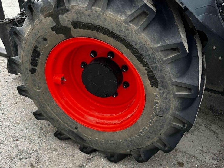 2022-bobcat-tl619-image-13