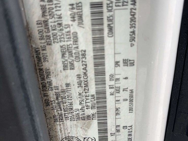 2016-ford-transit-image-13