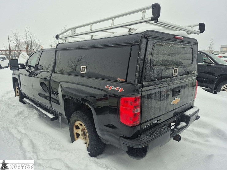 2015-chevrolet-silverado-1500-image-2