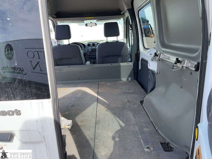 2012-ford-transit-connect-image-19